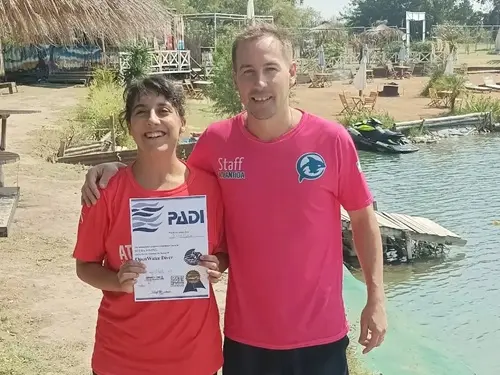 Foto del grupo de buceadores en espejo de agua El Buda. Marzo 2023