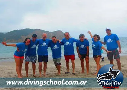Foto del grupo de buceadores en Puerto Lopez, agosto 2017
