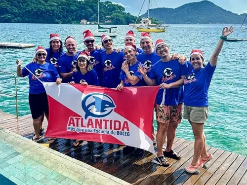 Foto del grupo de buceadores en Angra Dos Reis, diciembre 2024